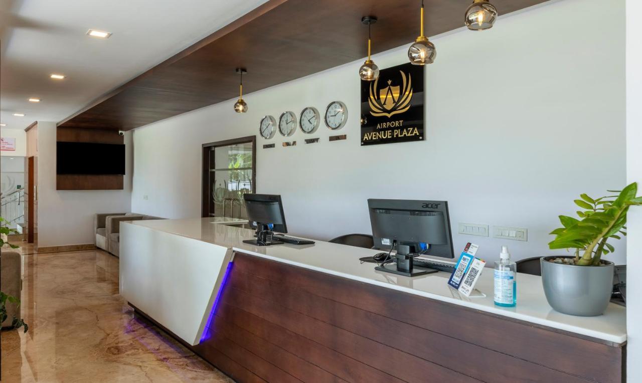Treebo Trend Airport Avenue Plaza Cochin Airport Hotel Kochi Eksteriør billede