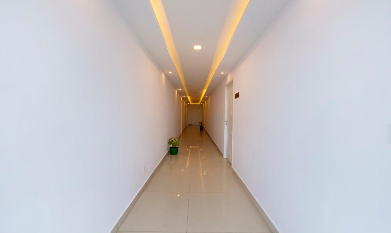 Treebo Trend Airport Avenue Plaza Cochin Airport Hotel Kochi Eksteriør billede